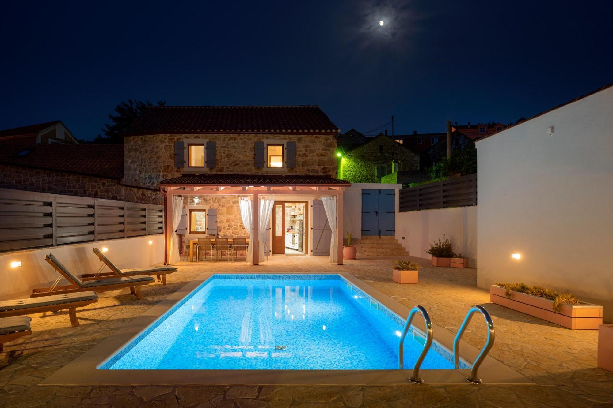 Rustic Island Hvar * Vrbanj